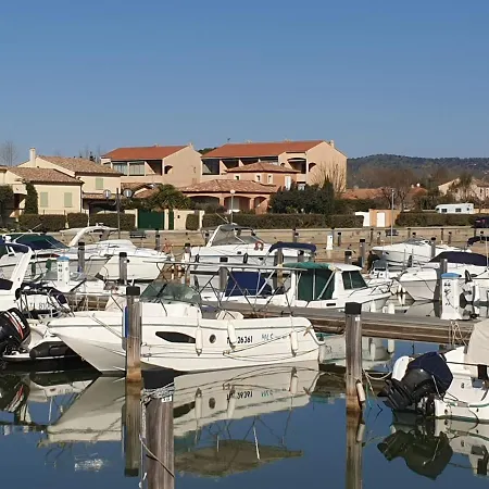 Mezzanine Vue Port Et Lägenhet La Londe-les-Maures