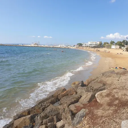 Mezzanine Vue Port Et