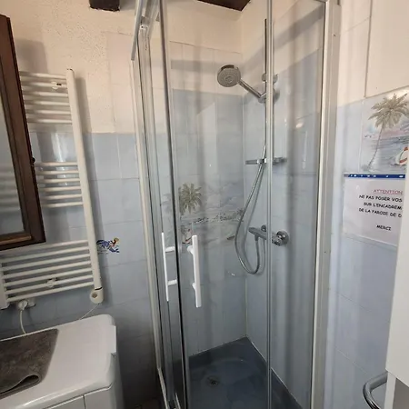 Mezzanine Vue Port Et לה-לונד-לה-מורה