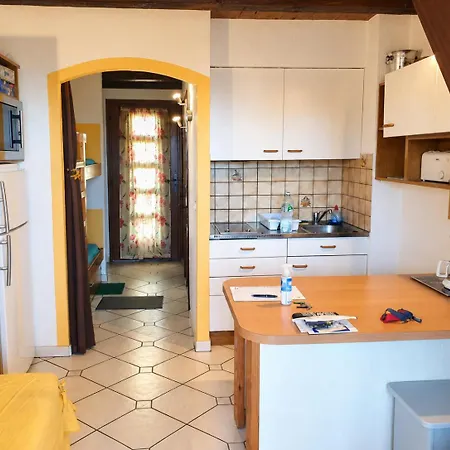 Mezzanine Vue Port Et شقة